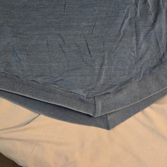 Chico's Jean Colored Top with offset hem design - Size 2 - EUC - Picture 6 of 7
